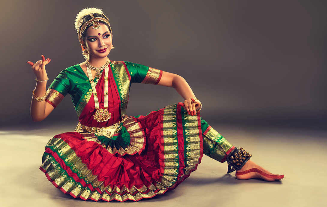 Bharatanatyam-Cover 01
